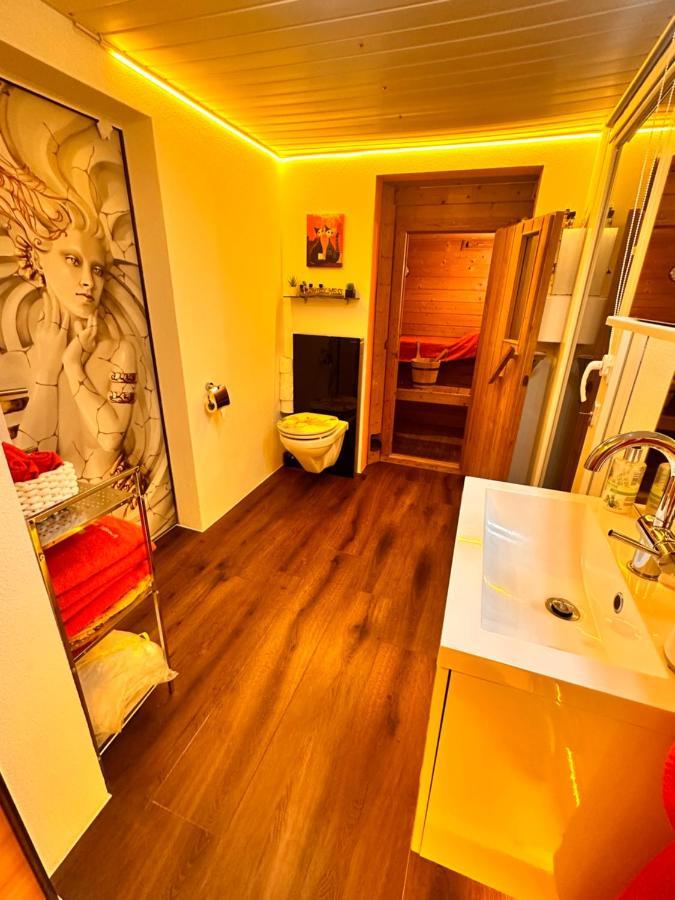 Bijouswiss " Yellow House" Oberterzen Exterior foto