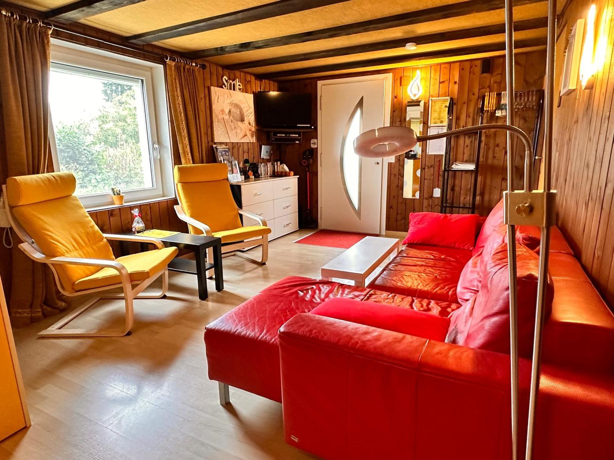 Bijouswiss " Yellow House" Oberterzen Exterior foto