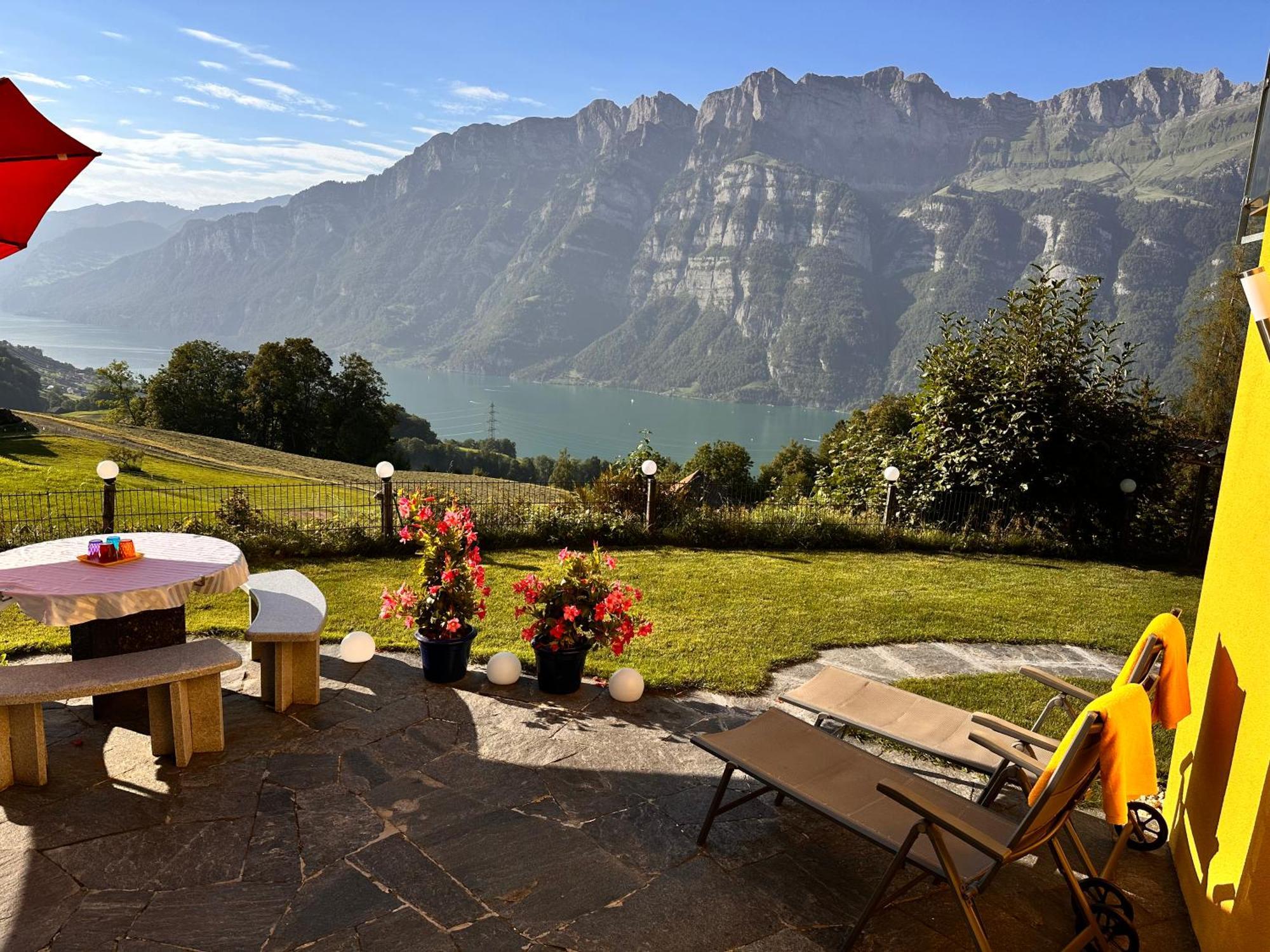 Bijouswiss " Yellow House" Oberterzen Exterior foto